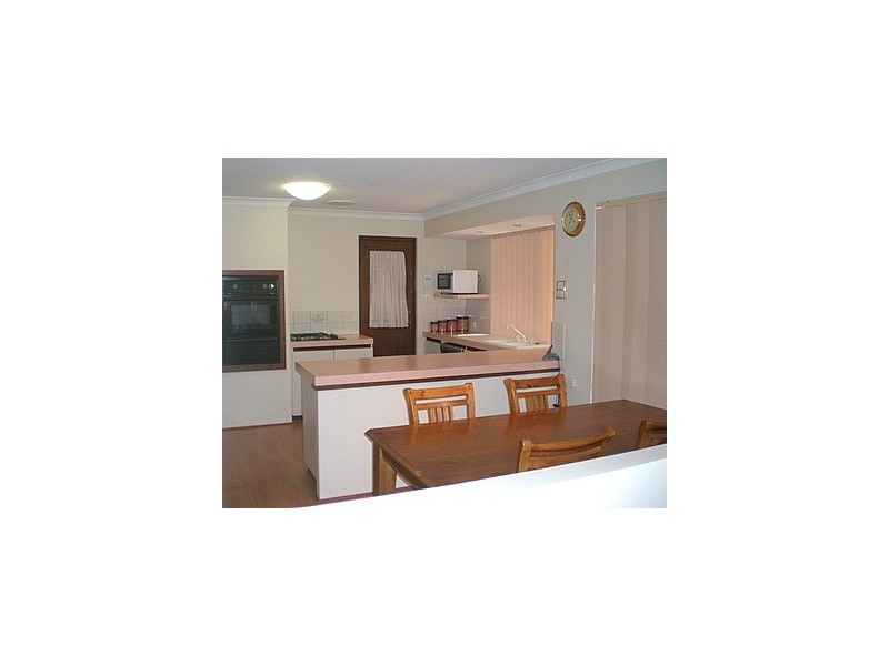 81 Bolderwood Drive, South Lake WA 6164