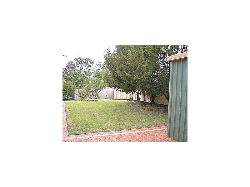 81 Bolderwood Drive, South Lake WA 6164