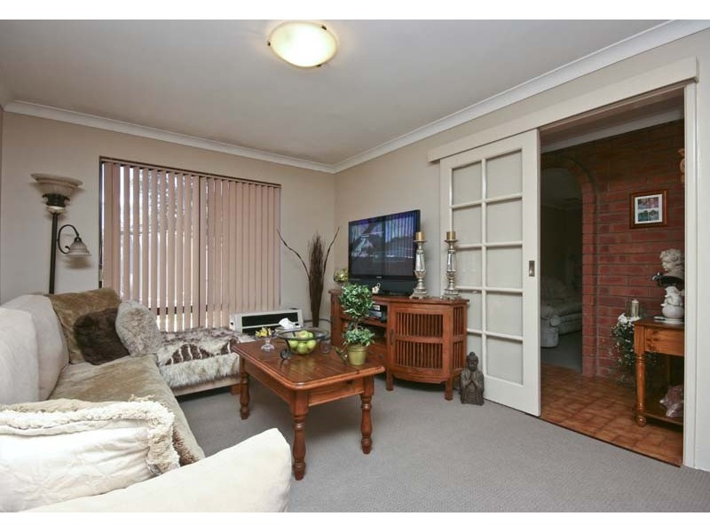42 Whitlock Crescent, South Lake WA 6164
