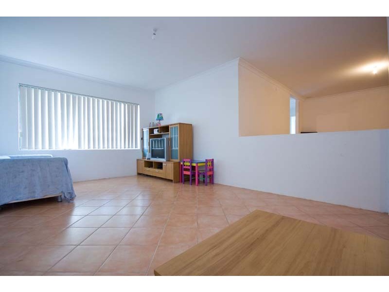 4 Bambra Close, South Lake WA 6164