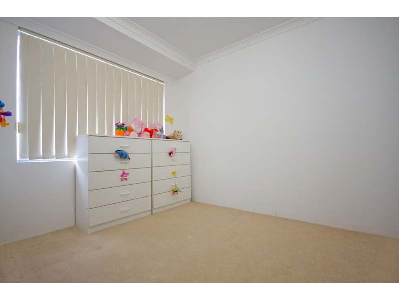 4 Bambra Close, South Lake WA 6164