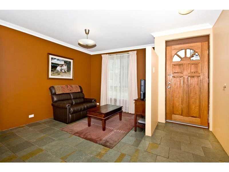 54 Dotterel Way, Yangebup WA 6164