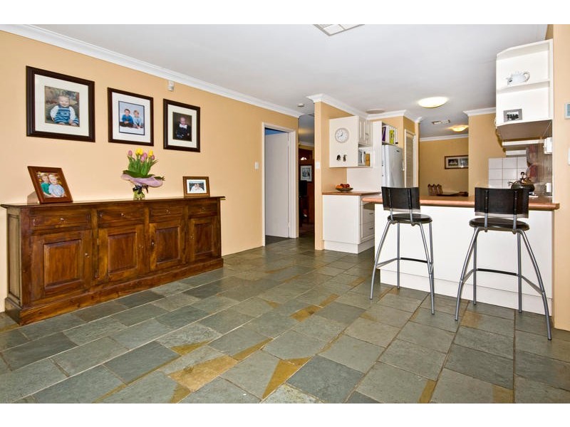 54 Dotterel Way, Yangebup WA 6164