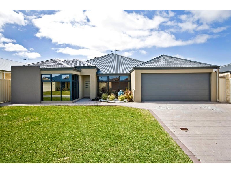 8 Emperor Approach, Success WA 6164