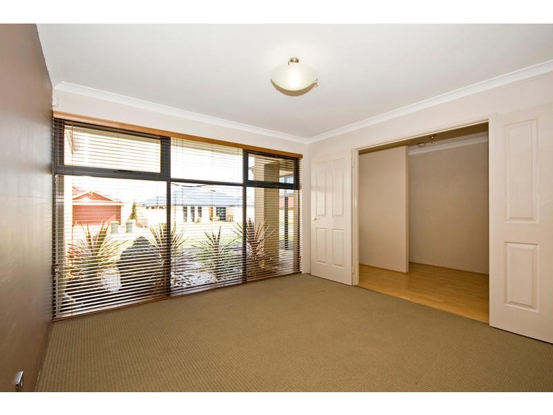 8 Emperor Approach, Success WA 6164