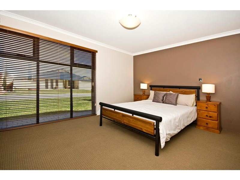 8 Emperor Approach, Success WA 6164
