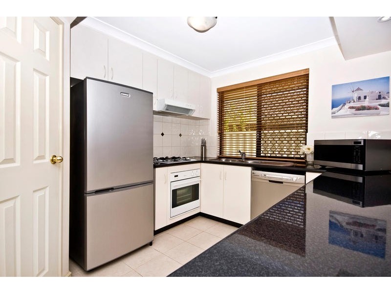 2 Argonaut Crescent, Yangebup WA 6164