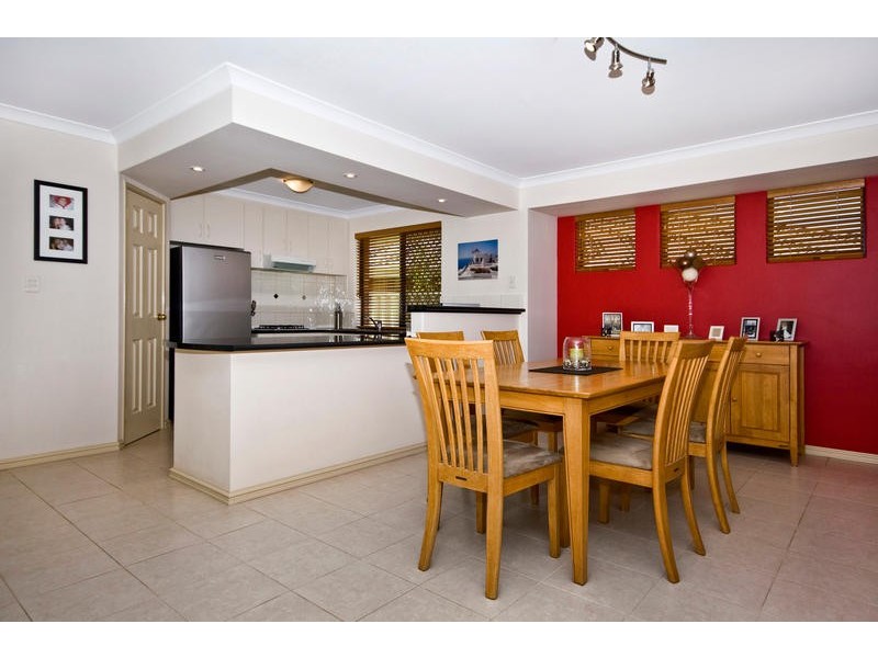 2 Argonaut Crescent, Yangebup WA 6164