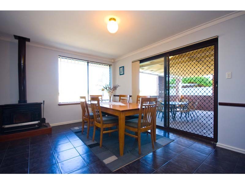 4 Galsworthy Place, Spearwood WA 6163