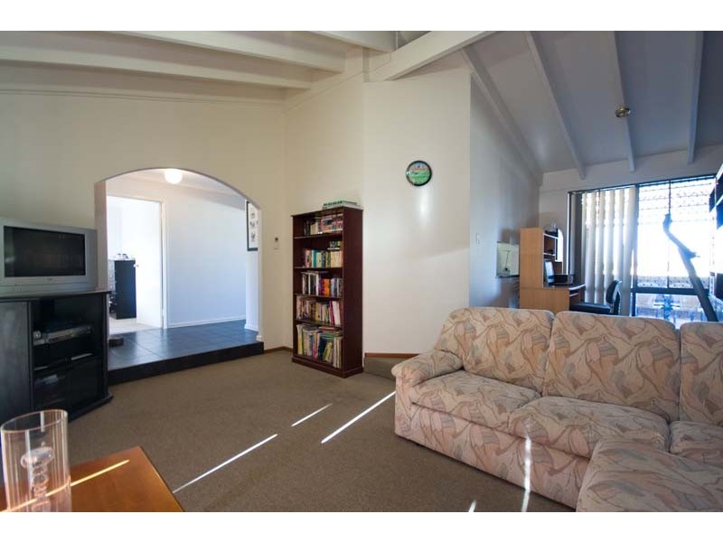 4 Galsworthy Place, Spearwood WA 6163