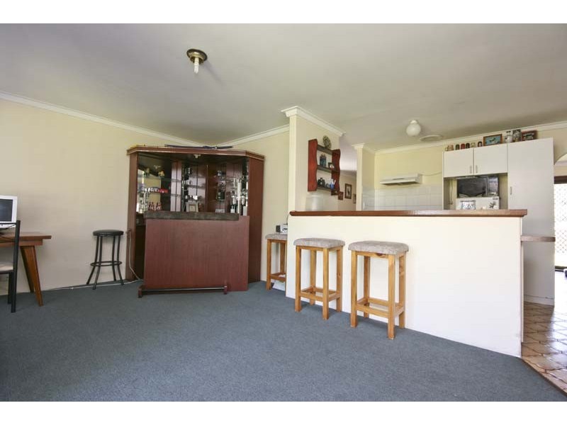 8 Little Rush Close, South Lake WA 6164