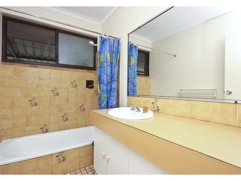 8 Little Rush Close, South Lake WA 6164
