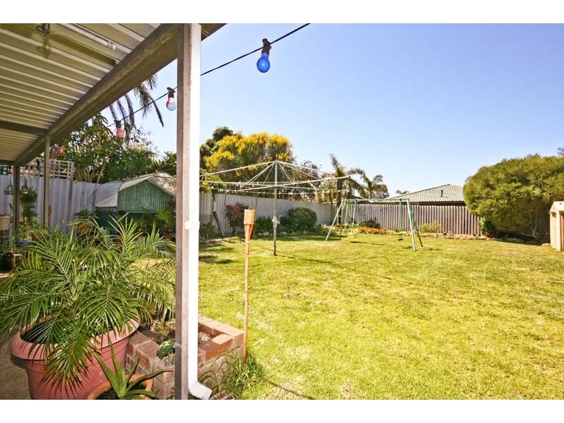 8 Little Rush Close, South Lake WA 6164