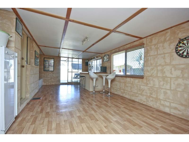 5 Pond Place, South Lake WA 6164