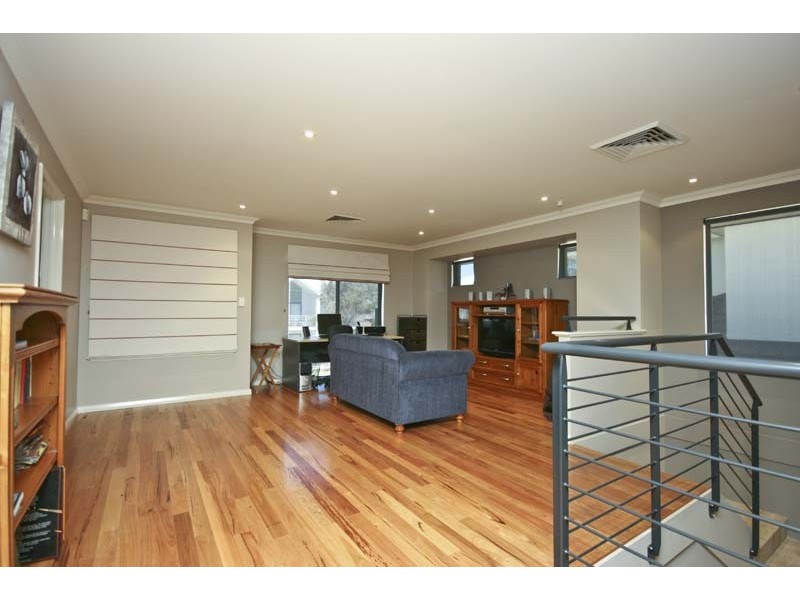 19 Noalimba Cres, Bateman WA 6150