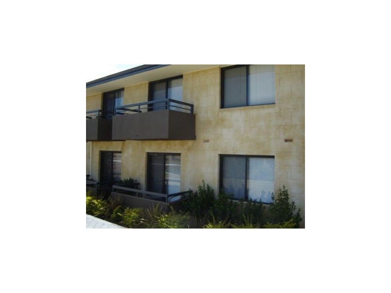 8/30 Lorraine Place, Hamilton Hill WA 6163