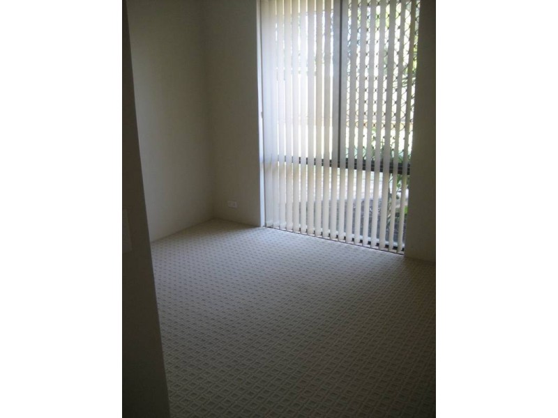 1 Candlebark Place, South Lake WA 6164