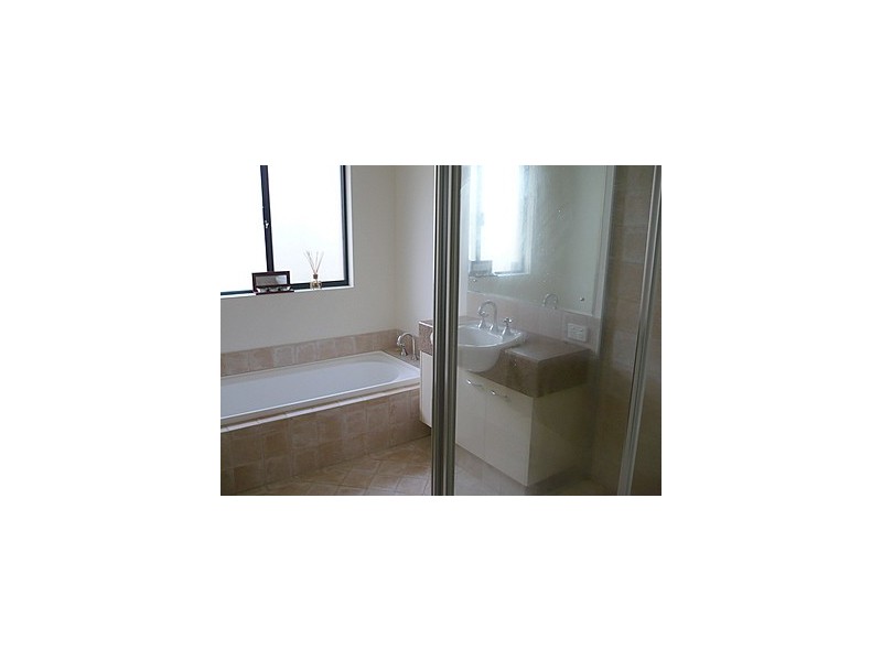 15 Sciano Avenue, Success WA 6164