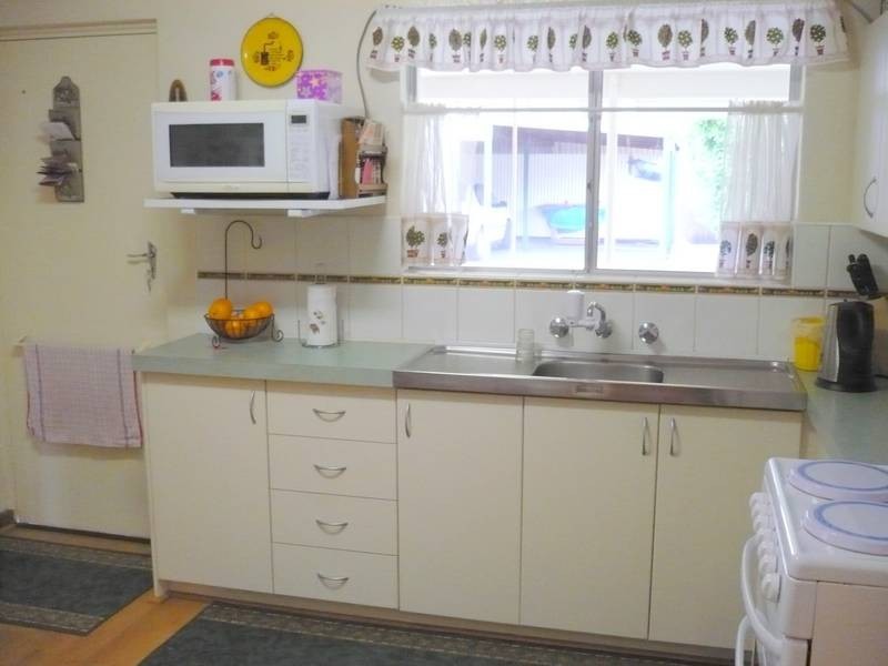 33 Brookes Way, Calista WA 6167