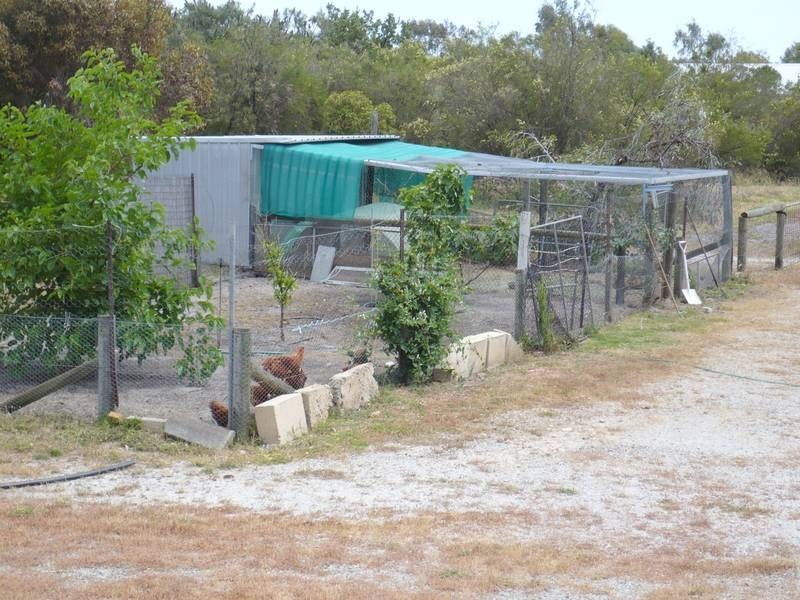 110 Foxton Drive, Oakford WA 6121