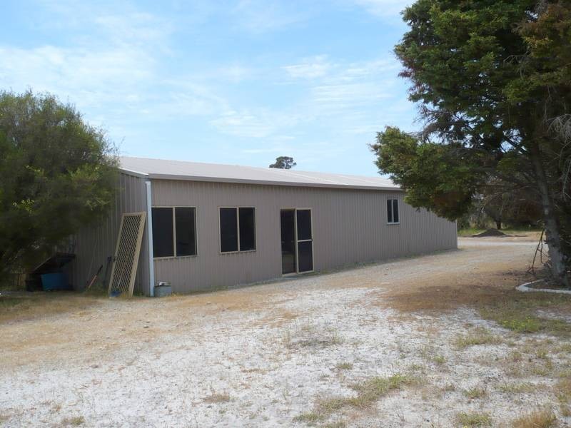 110 Foxton Drive, Oakford WA 6121