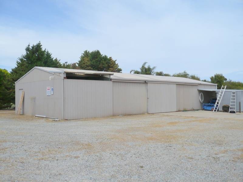 110 Foxton Drive, Oakford WA 6121