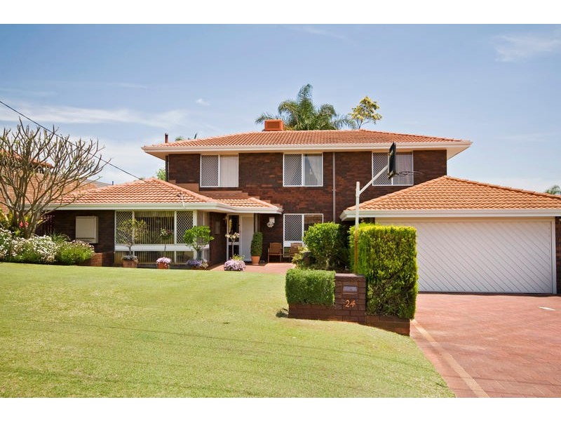 24 Nolan Way, Bateman WA 6150