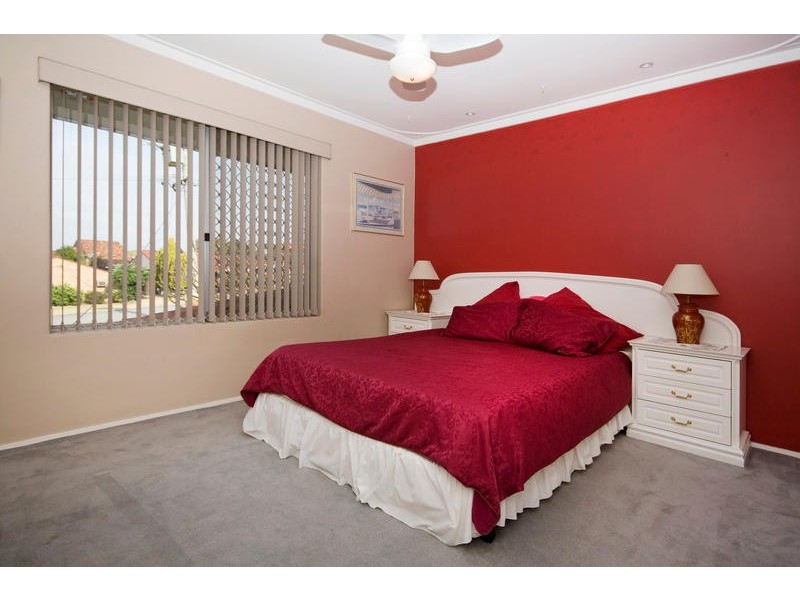 24 Nolan Way, Bateman WA 6150