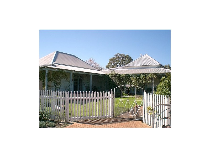848 North Lake Road, Cockburn Central WA 6164