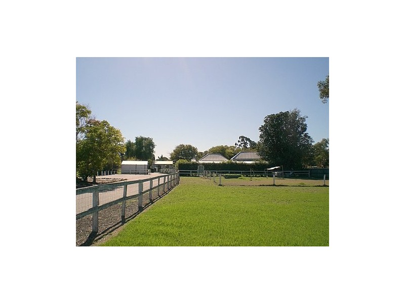 848 North Lake Road, Cockburn Central WA 6164