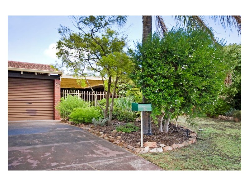 35 Mudlark Way, Yangebup WA 6164