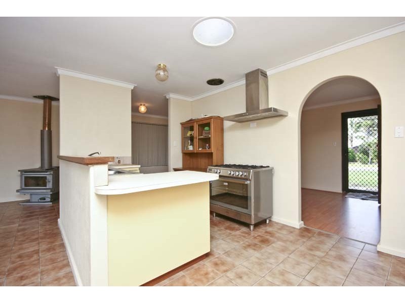 57 South Lake Drive, South Lake WA 6164