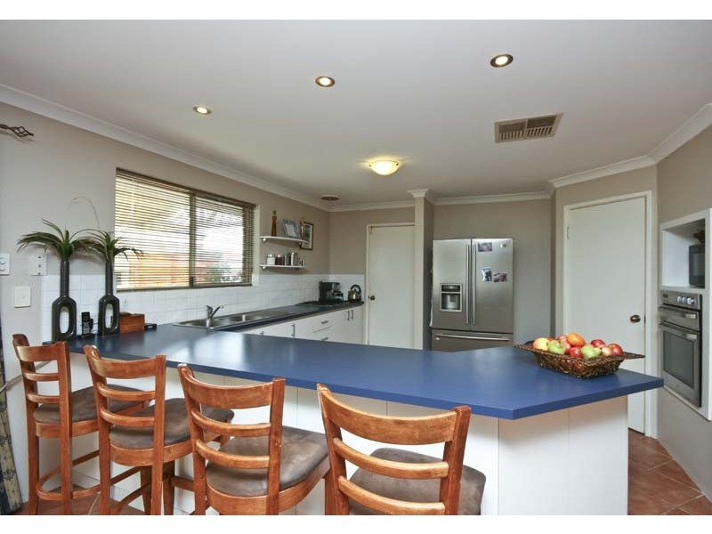 14 Georgia Way, Success WA 6164