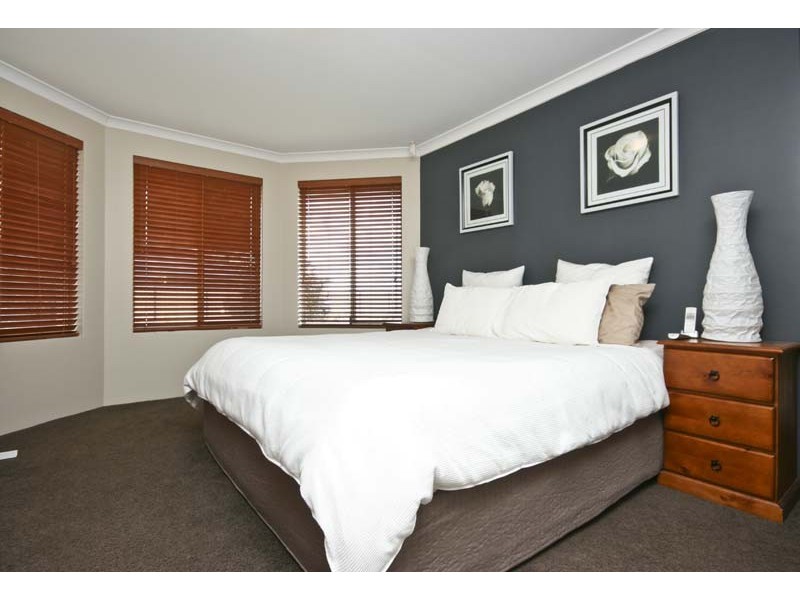 14 Georgia Way, Success WA 6164