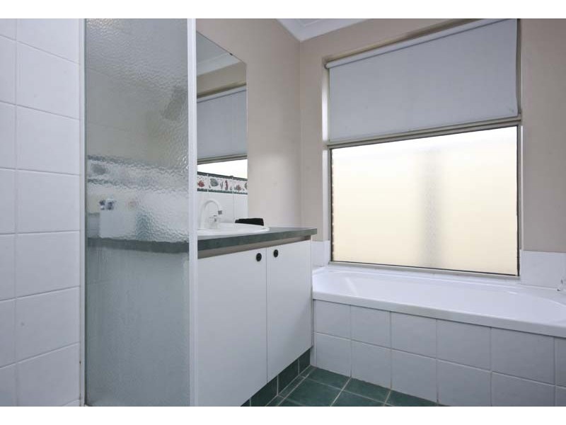 14 Georgia Way, Success WA 6164