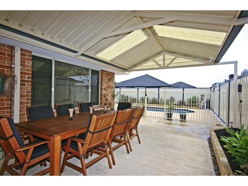 14 Georgia Way, Success WA 6164