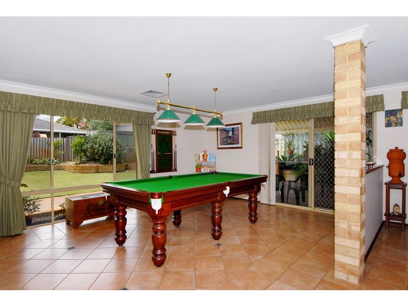 16 Carnation Place, Yangebup WA 6164