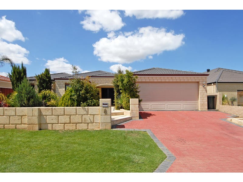 8 Wauhop Circle, Beeliar WA 6164