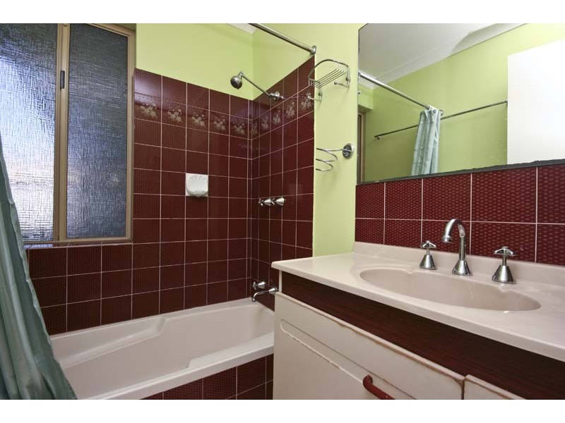 1 Moondarra Circle, South Lake WA 6164