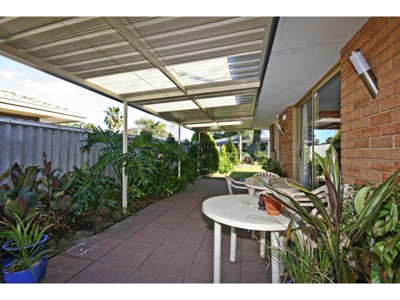 1 Moondarra Circle, South Lake WA 6164