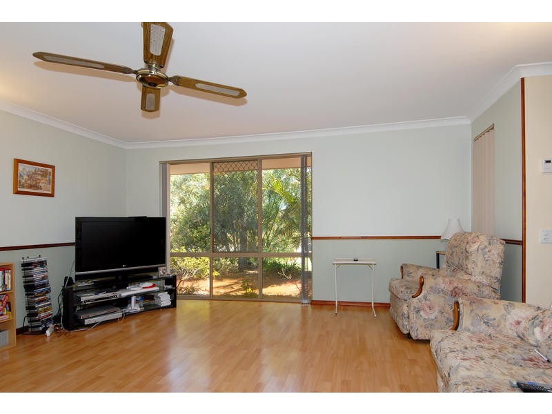 6 Pelican Ramble, Yangebup WA 6164