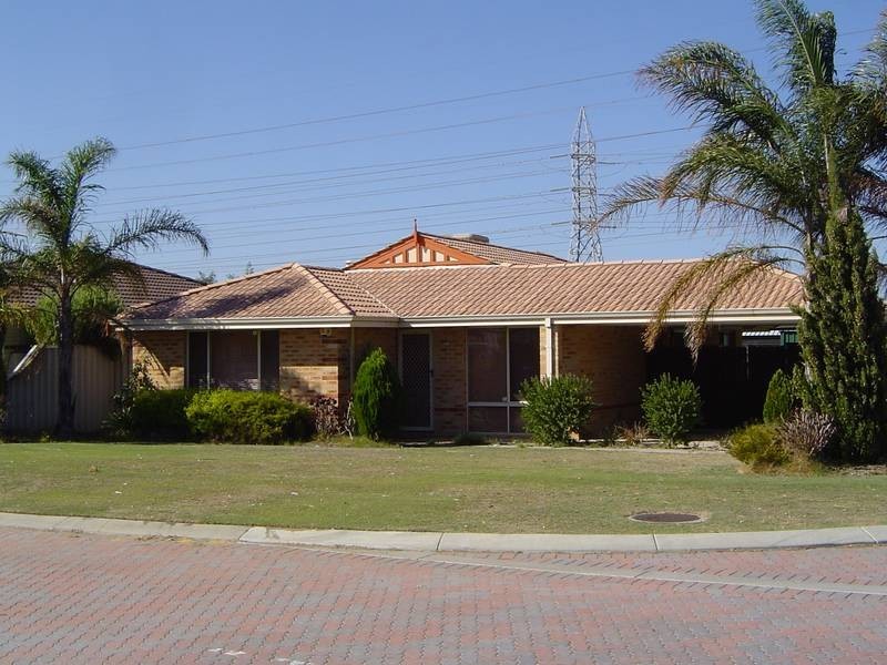 1 Impson Gardens, South Lake WA 6164