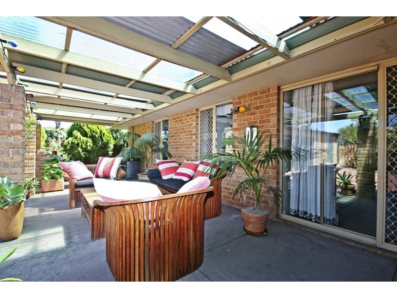 6 Tandou Close, South Lake WA 6164