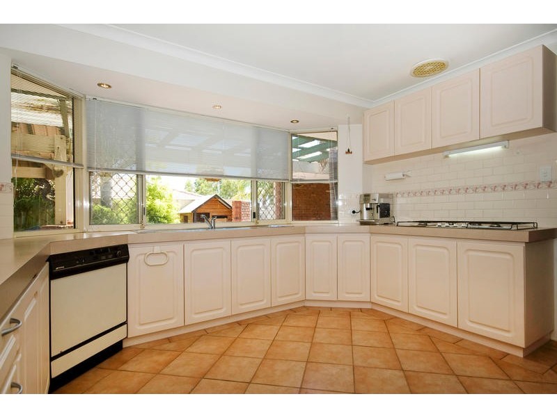 9 Rapania Rise, Yangebup WA 6164