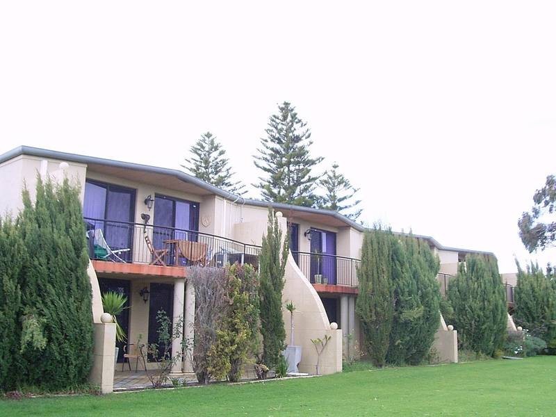 3/1 Cale Street, Como WA 6152