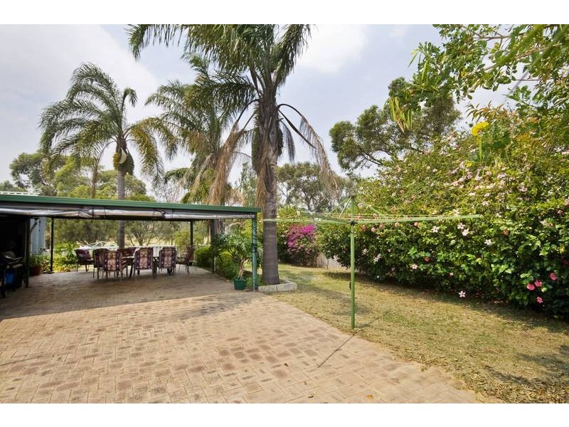 264 Yangebup Road, Yangebup WA 6164