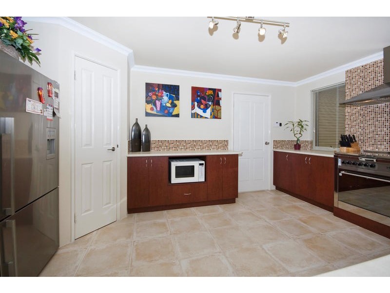 25 Coppito Circle, Beeliar WA 6164