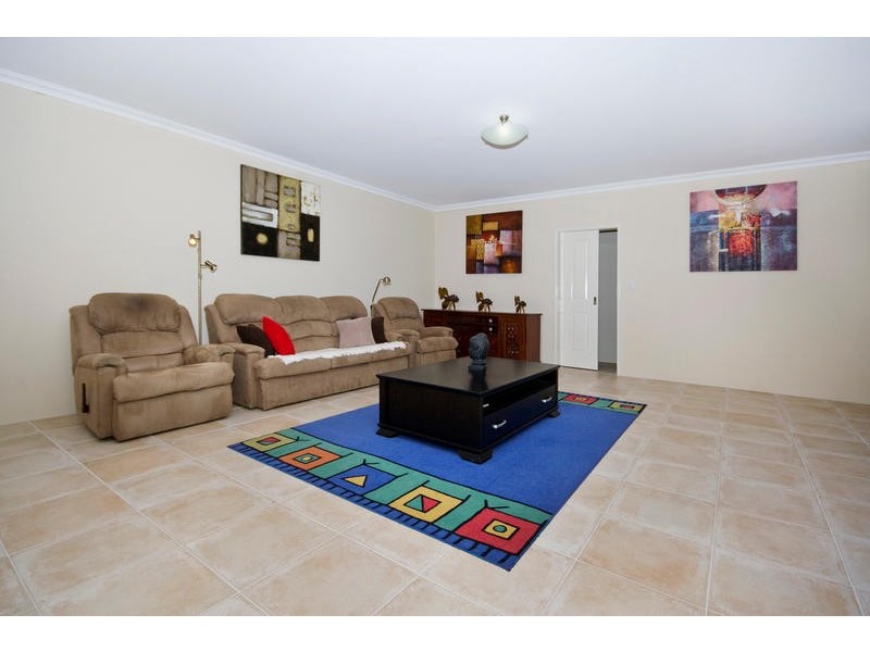 25 Coppito Circle, Beeliar WA 6164