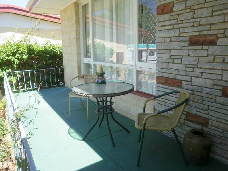 11 Blay Road, Calista WA 6167