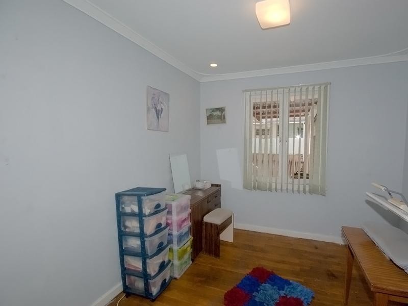 11 Blay Road, Calista WA 6167